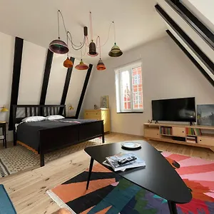 Dluga Design - Old Town Apartment